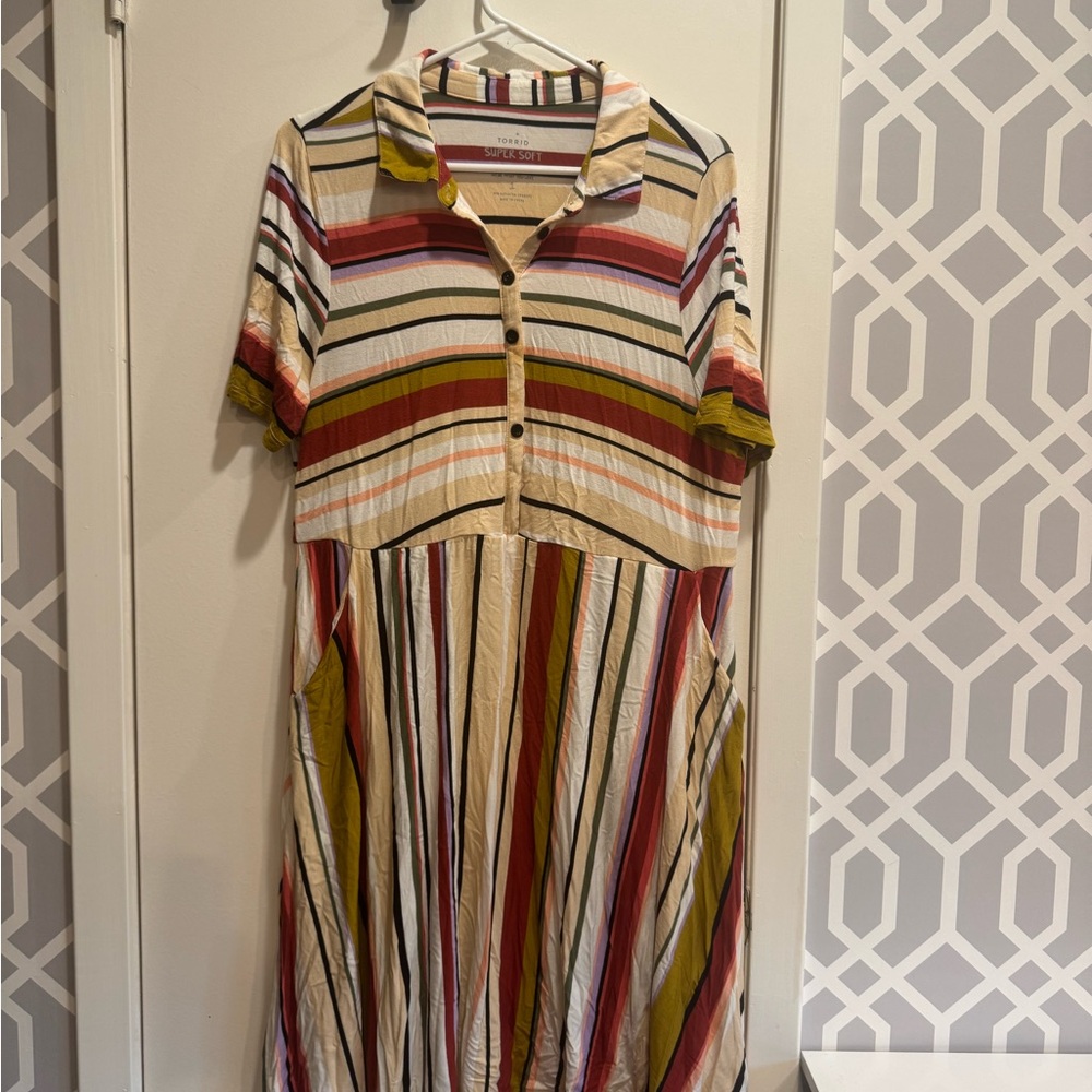1X Torrid Super Soft Multicolored Striped Buttoned Midi Sundress w/pockets